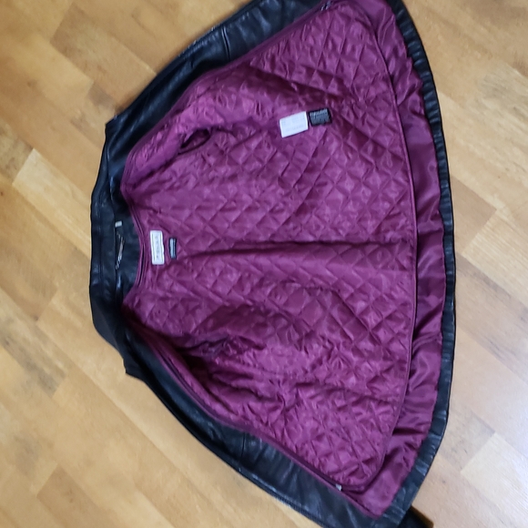 PELLE Studio Leather Coat with extra liner. Ladies - Large - Picture 6 of 16